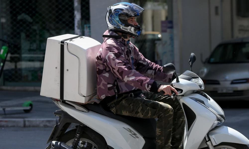 Έψαξαν μέχρι και στο εσώρουχο μου για να δουν αν έχω το φιαλίδιο